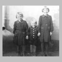 067-0039 Die Kinder der Familie Albert Thiel im Jahre 1940.JPG